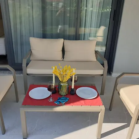 S Villa